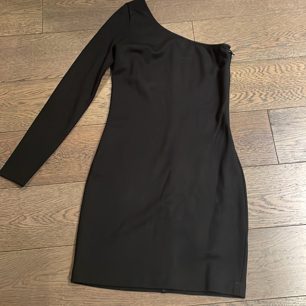 Aritzia Colby dress 2 - Picture 4 of 5